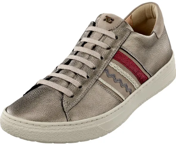 Hartjes Halbschuh mit modischer Musterung an der Außenseite