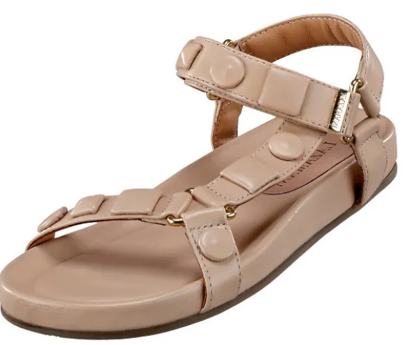 Sandalette mit lederüberzogenen Knöpfen von Lazamani