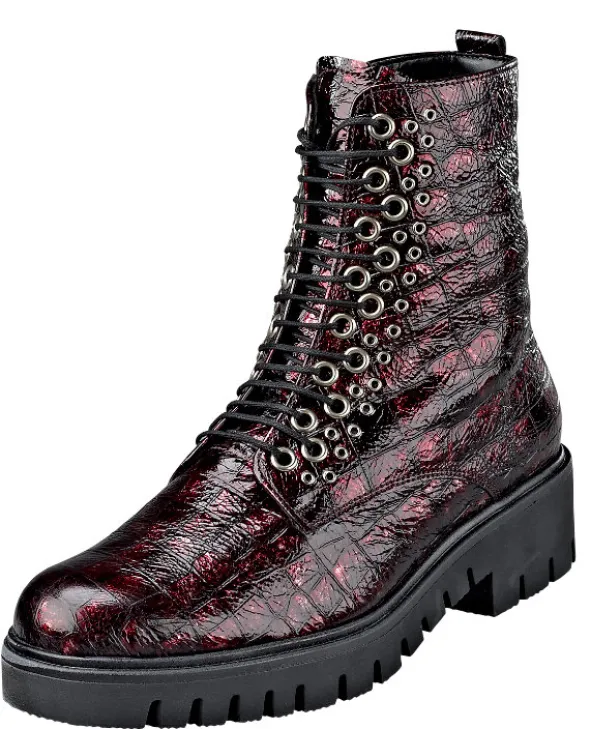 Schnürstiefel mit zahlreichen Metallösen von Gabor