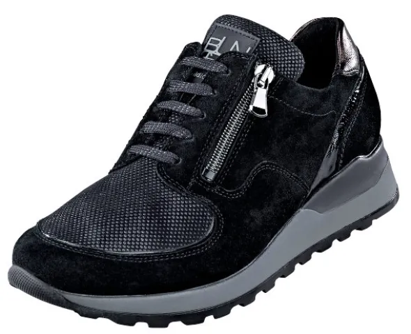 Sportlicher Waldläufer Schnürhalbschuh