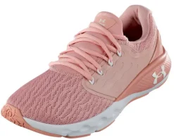 W Charged Vantage von Under Armour